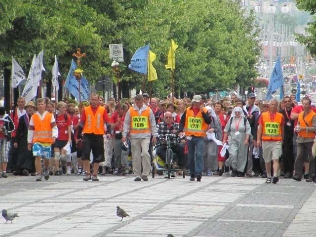 Pielgrzymka Diecezji Bielsko-Żywieckiej dotarła na Jasną Górę [ZDJĘCIA]