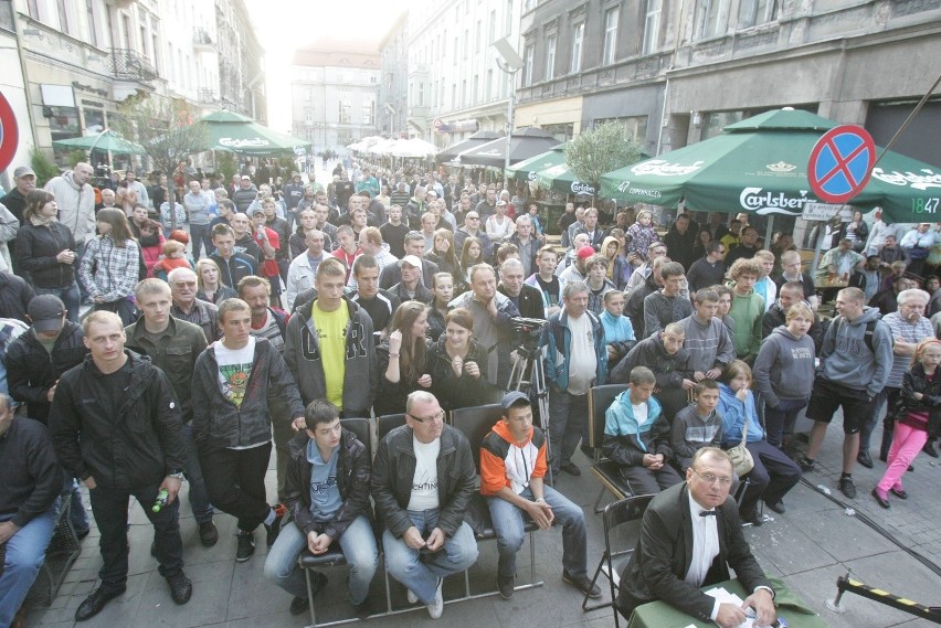 Gala Boksu na Mariackiej w obiektywie Arkadiusza Goli [ZDJĘCIA]