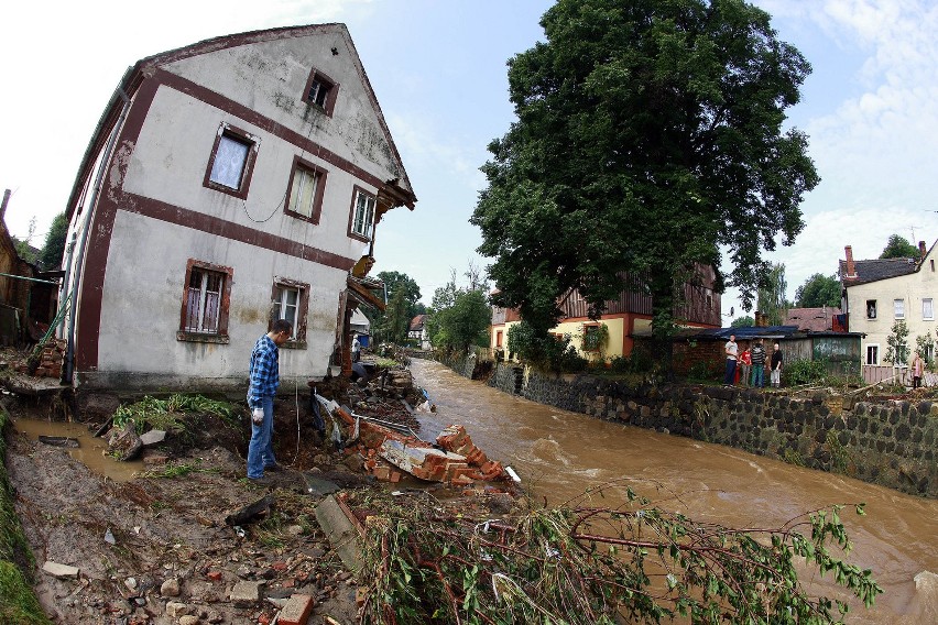 Bogatynia: Miasto zniszczone przez żywioł (NOWE ZDJĘCIA)