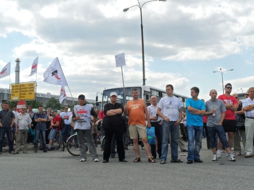 Kolejna pikieta Solidarności w tyskiej fabryce Fiata [ZDJĘCIA, WIDEO]