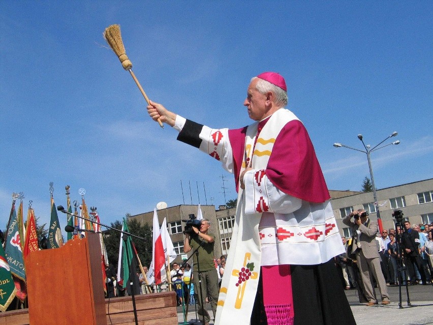 Abp Damian Zimoń odchodzi na emeryturę [ZDJĘCIA]