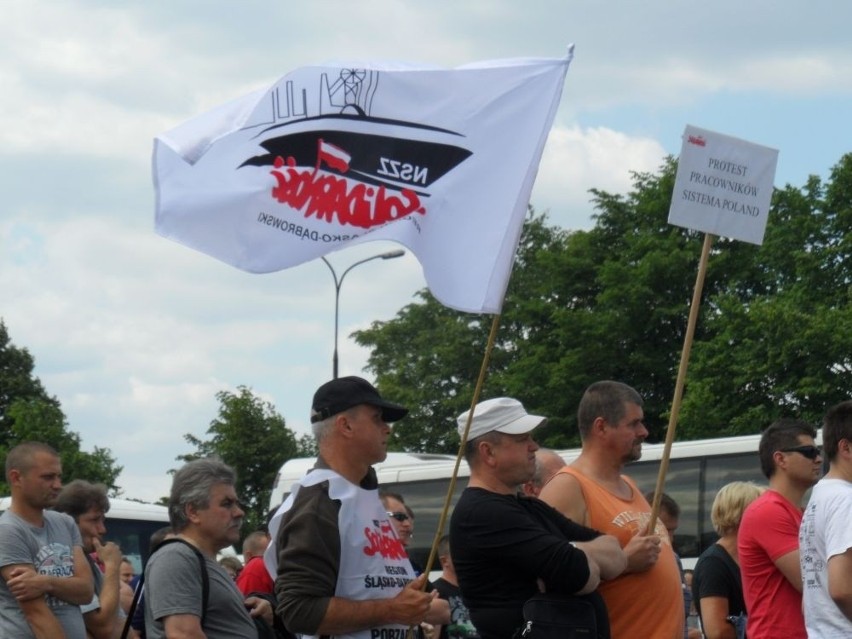 Kolejna pikieta Solidarności w tyskiej fabryce Fiata [ZDJĘCIA, WIDEO]