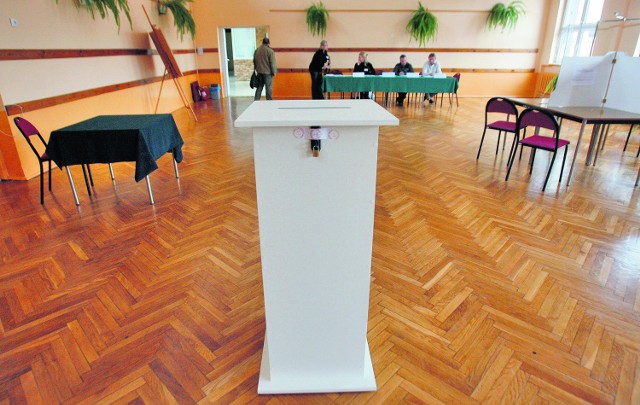Mała frekwencja w lubińskim referendum i wyborach do rad osiedli we Wrocławiu