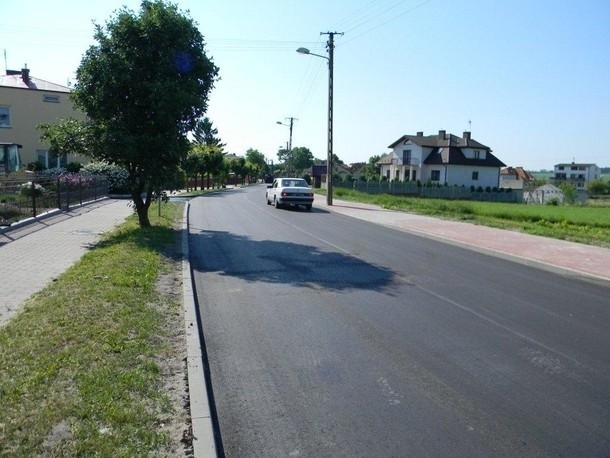 Obwodnica Opola Lubelskiego będzie miała niecałe 5 km długości. Powstaną też drogi serwisowe, ścieżka rowerowa i chodnik.