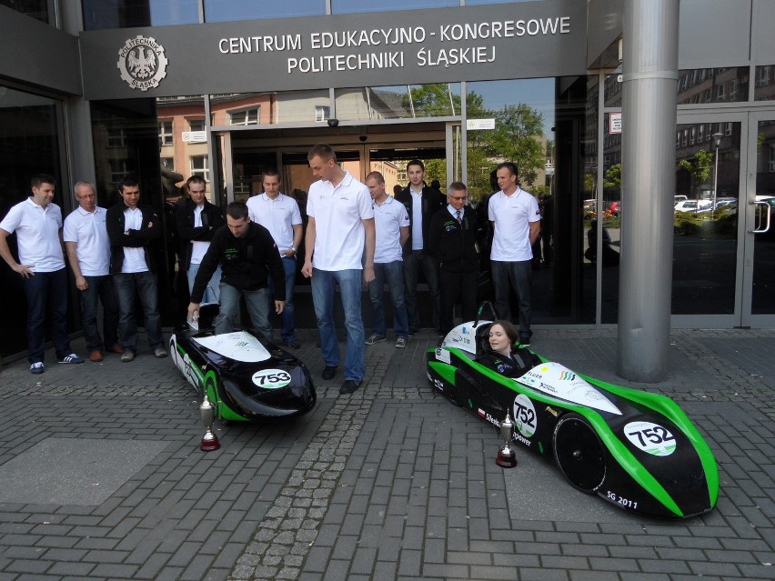 Bolid Silesian Greenpower z Gliwic podbił słynny tor Silverstone! [ZDJĘCIA i WIDEO]