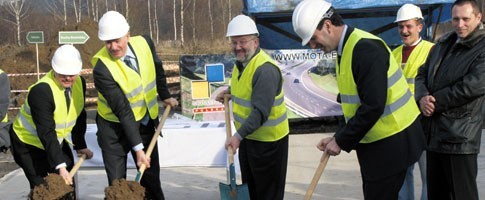 Właśnie rozpoczęły się prace przy budowie obwodnicy Zembrzyc i mostu na Skawie