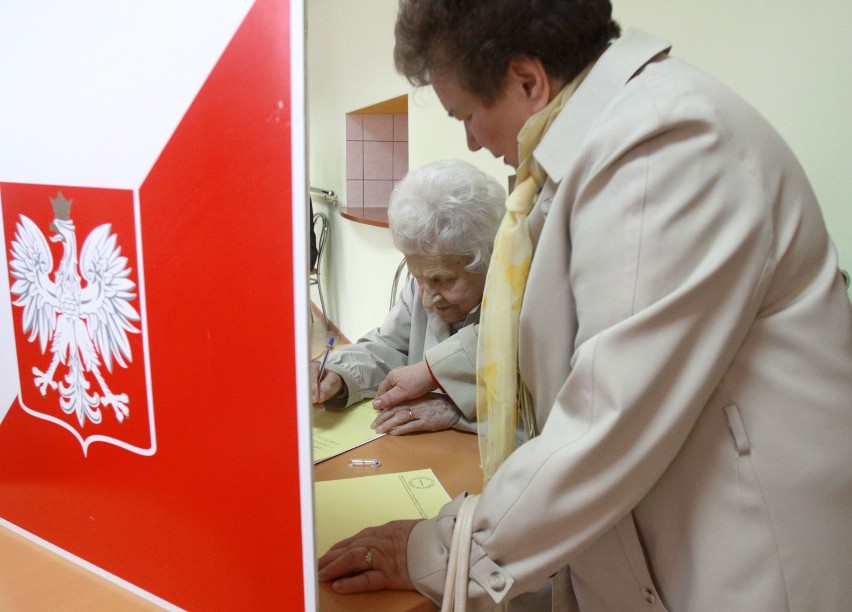 Wyborczy wzór: Stulatka z Katowic zawsze głosuje [ZDJĘCIA]