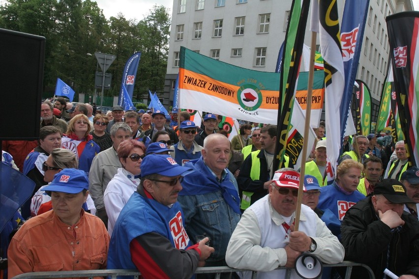 14 maja 2012 - Pracy do śmierci - NIE! i "Tusku złap się za...