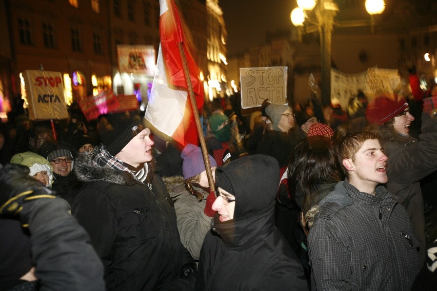 Kraków: II manifestacja &quot;Nie dla ACTA&quot; [ZDJĘCIA]
