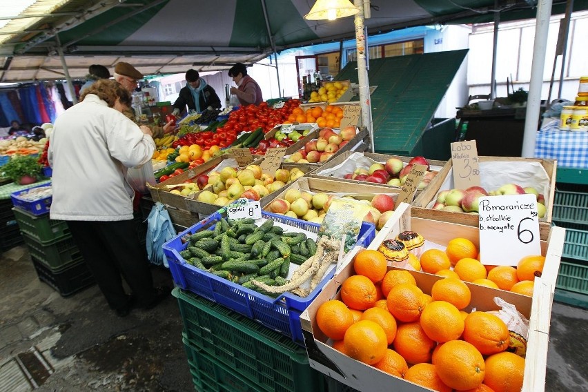 Plac Bernardyński: Czy Zielony Bazar przestanie istnieć?