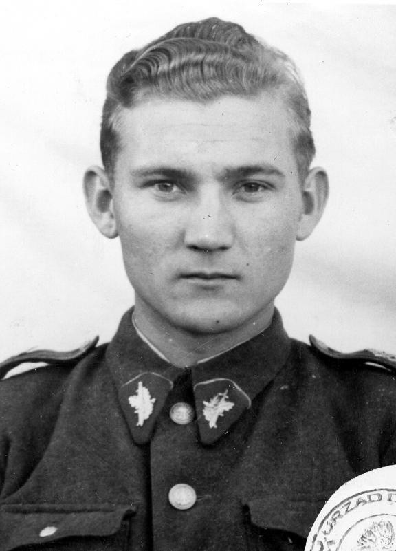 Stanisław Kłys rozpoczął służbę w UB w 1954 roku