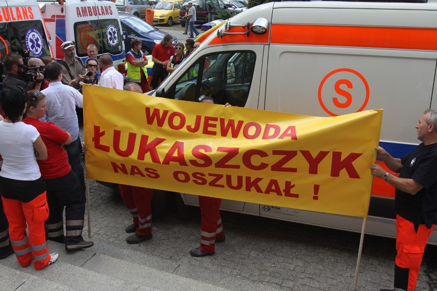 Protest ratowników przeciwko monopolowi Wojewódzkiego...