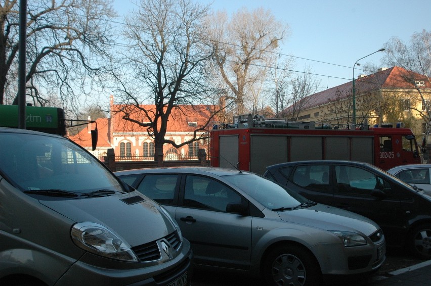 Grunwaldzka: Kolizja autobusu z samochodem [ZDJĘCIA]