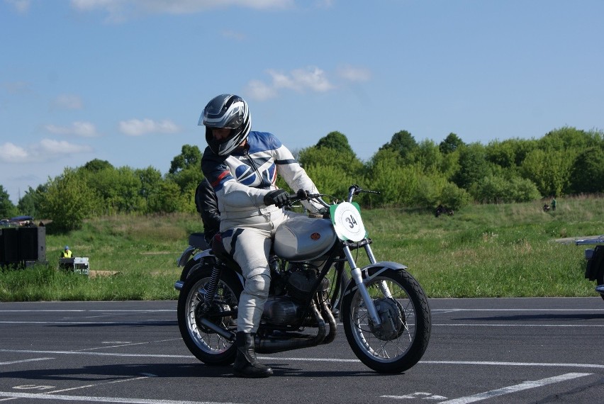 Super-Veteran: Zabytkowe motocykle po raz 8. na Torze Lublin