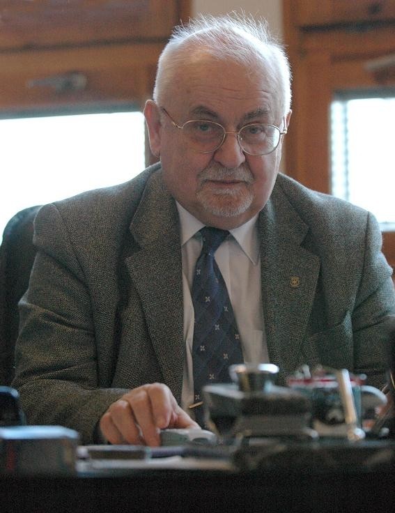 Profesor Jacek Fisiak