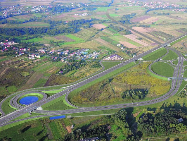 Droga S5 z Wrocławia do Poznania będzie się zaczynała na węźle Widawa, który trzeba będzie rozbudować. Przy powstawaniu Autostradowej Obwodnicy Wrocławia uwzględniono tę drogę i pozostawiono rezerwę