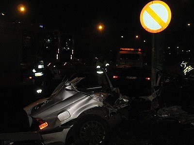 Śmiertelny wypadek na Piłsudskiego w Sosnowcu. Nie żyje kierowca bmw