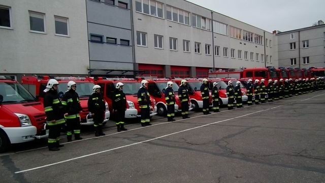 Poznańscy strażacy dostali nowe wozy