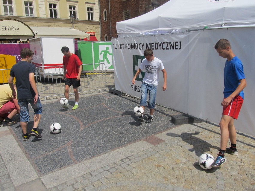 Strefa kibica: Znamy już wrocławskiego mistrza w żonglowaniu piłką (GALERIA)