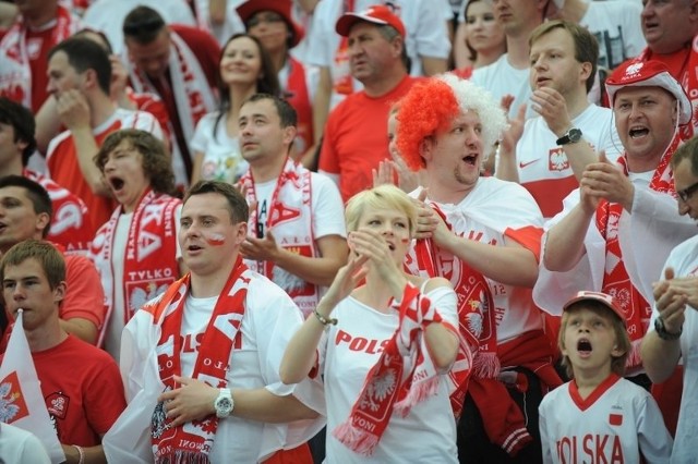 Szczęśliwcy zdobyli bilety i mecz obejrzą na stadionie we Wrocławiu.