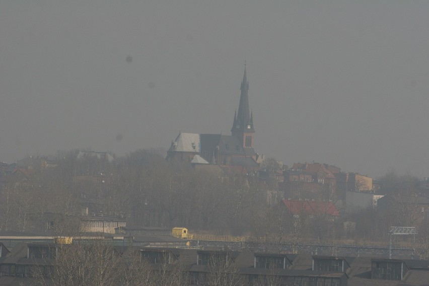 Centrum Chorzowa z lotu ptaka: Zobacz remontowaną estakadę [ZDJĘCIA]