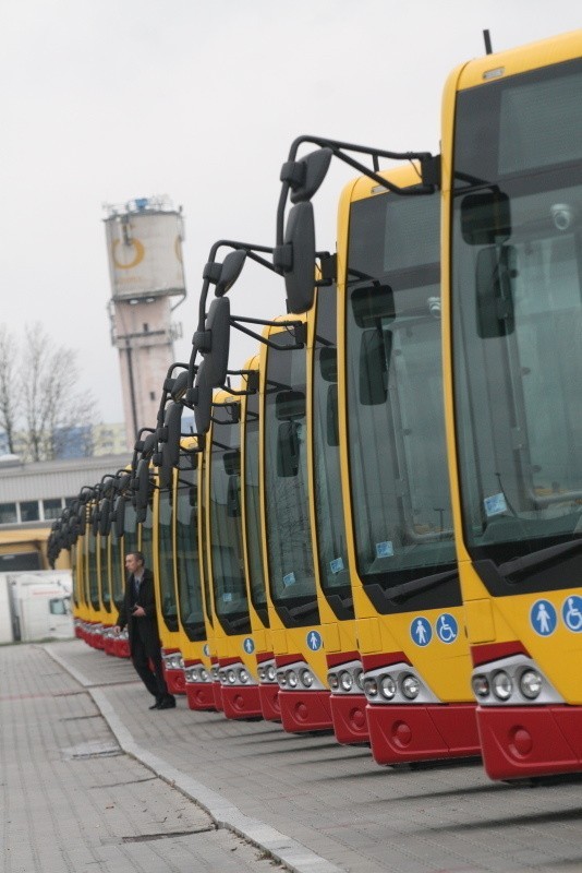 Łódź: 25 nowych autobusów dla łódzkiego MPK (ZDJĘCIA)