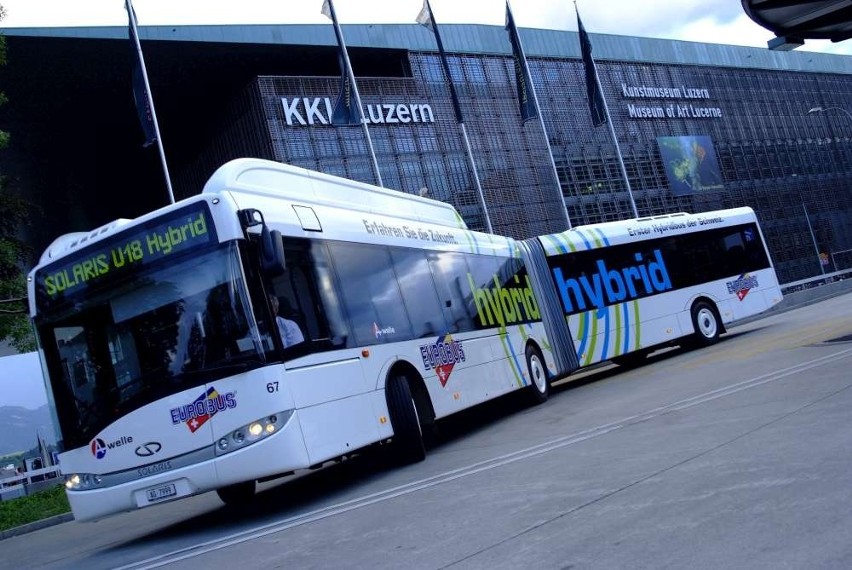 Solaris: Z Bolechowa wyjechało mniej autobusów niż przed rokiem [ZDJĘCIA, FILMY]