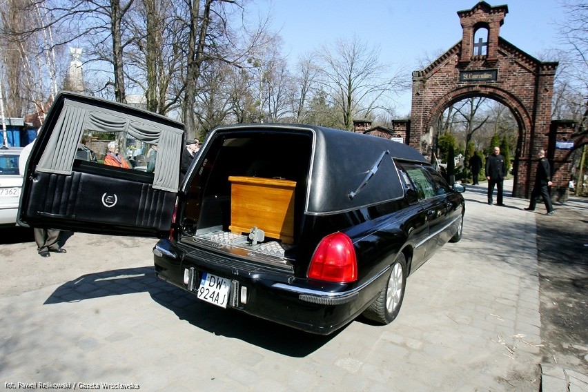 Wrocław: Pogrzeb Barbary Piaseckiej-Johnson (ZDJĘCIA)