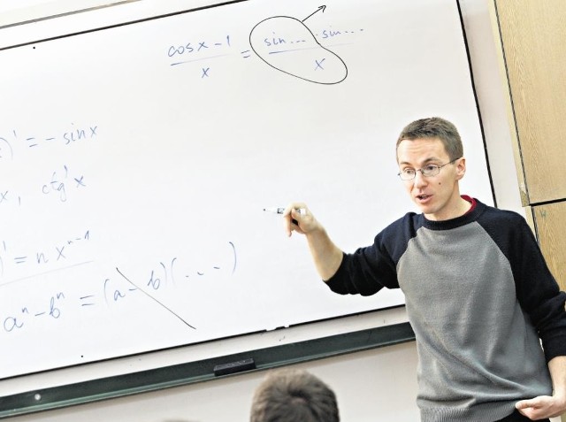 Uniwersytet im. Adama Mickiewicza ma jeszcze wolne miejsca na matematyce i fizyce.
