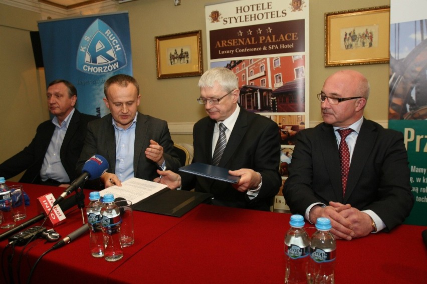 Węglokoks SA został partnerem strategicznym Ruchu Chorzów [ZDJĘCIA]