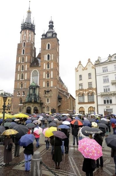Jak poruszać się w Krakowie w dniu pogrzebu
