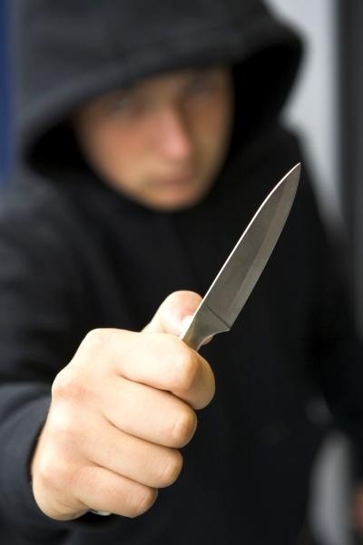 Kraków: policja szuka nożownika