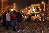 Kraków: zderzenie tramwaju z samochodem [ZDJĘCIA]