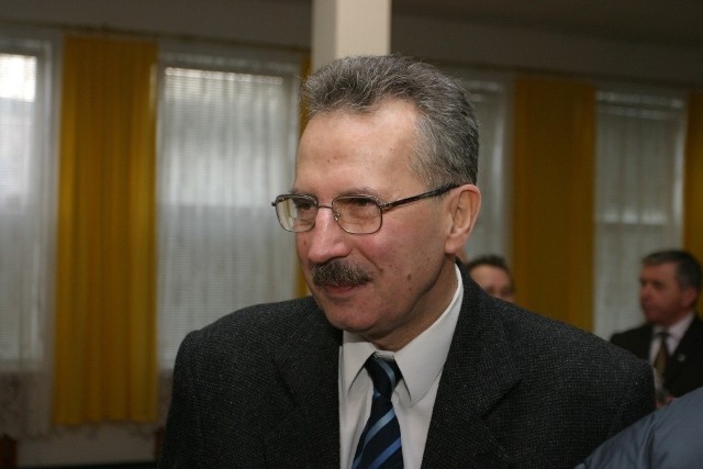 W sierpniu 2009 r. agenci CBA za zgodą rektora Tadeusza Hucińskiego rozpoczęli kontrolę w Akademii Wychowania Fizycznego i Sportu.