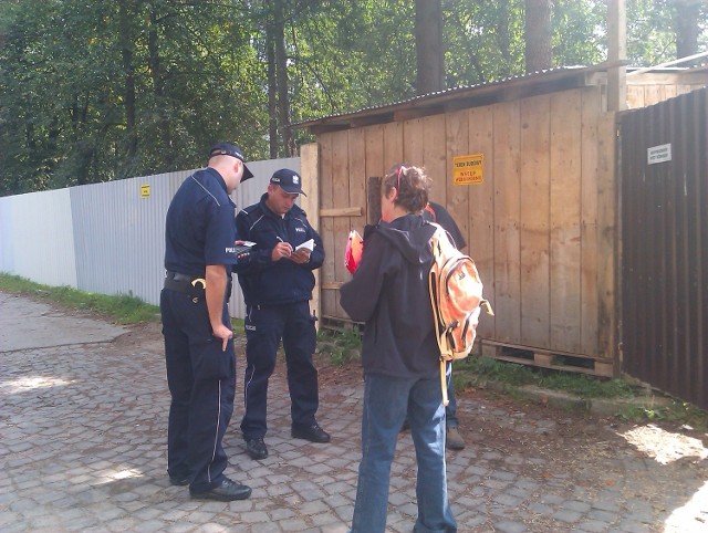 Funkcjonariusze odwiedzili plac budowy przy Jagiellońskiej