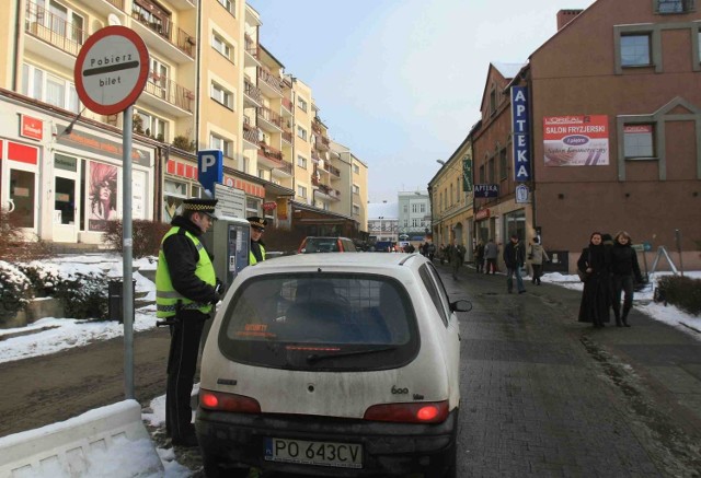 Straż miejska codziennie kontroluje okolice rynku