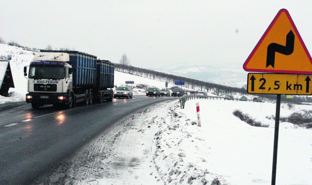 Dziś pokonanie 45 km drogi Nowy Sącz - Brzesko zajmuje nierzadko półtorej godziny