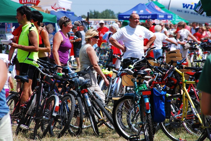 Lubartowskie Święto Roweru: 9103 uczestników i Czesław Lang (ZDJĘCIA)