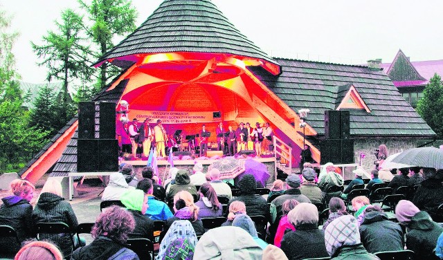 Scena na Chotarzu w Kościelisku będzie gościć muzyków 7 maja