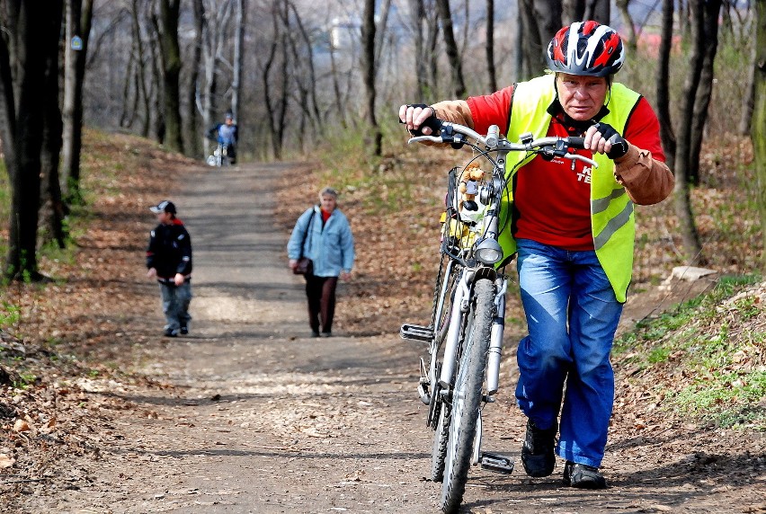 Rowerzyści z Zagłębia i Śląska rozpoczęli wspólnie sezon rowerowy [ZDJĘCIA]