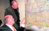 Nowy Sącz: mapa z plątaniną dróg i lokalnych interesów