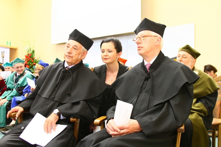 67. urodziny UŁ. Wręczono dwa doktoraty honoris causa [ZDJĘCIA]