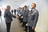Powiat tucholski. Policjanci z okazji święta dostali awanse i wyróżnienia