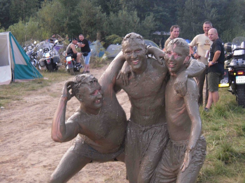 Zaręczyny na XII zlocie motocyklowym Płonące Party w Debrznie