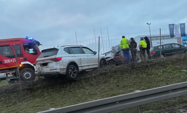 W wyniku zdarzenia jedna osoba została poszkodowana.