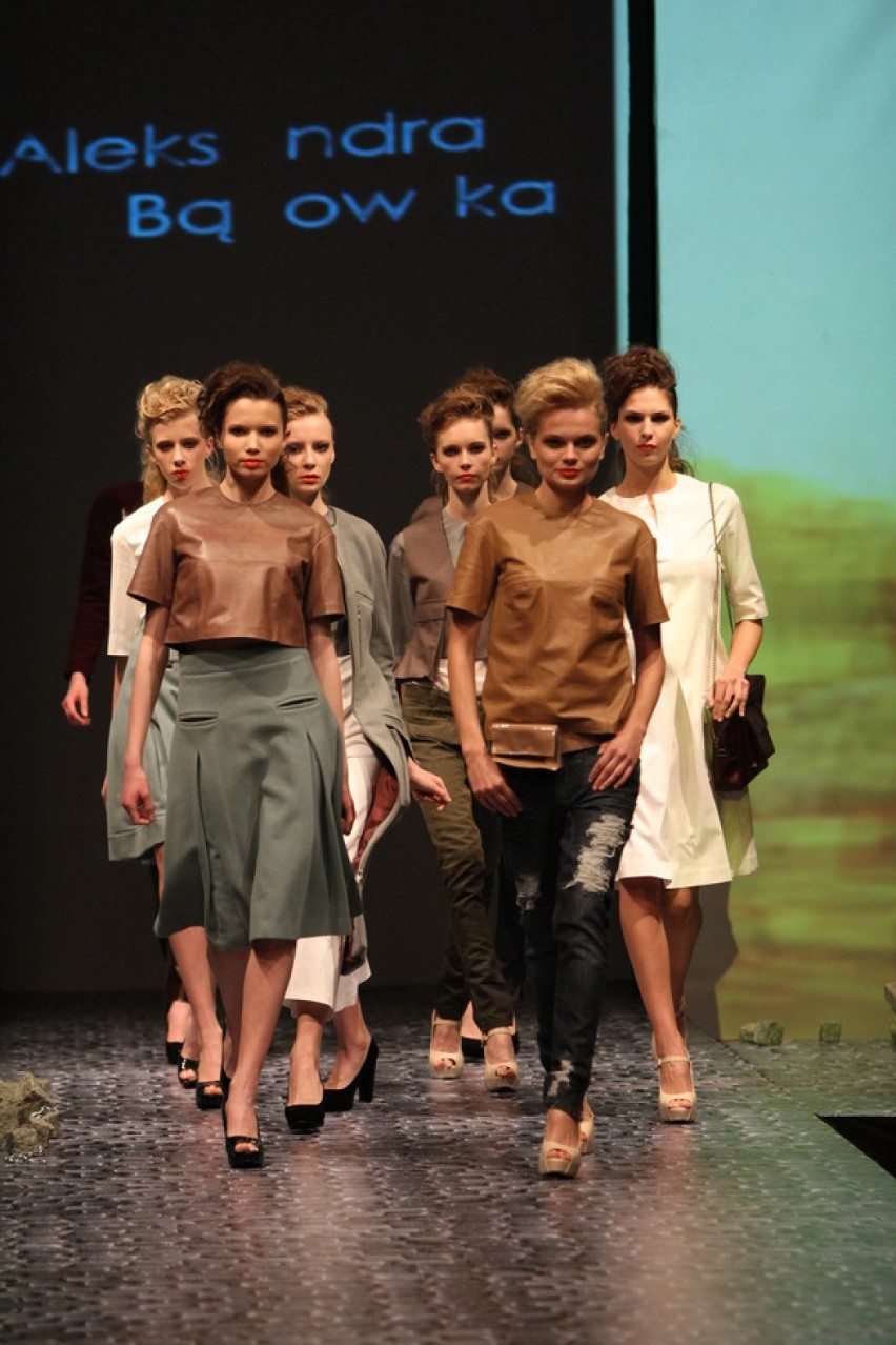 Fashion Week Poland 2012 - Ubiory projektu studentów ASP