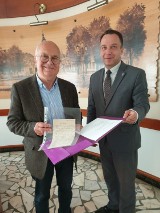 Wolsztyn: oryginalny list noblisty Roberta Kocha przekazany władzom Wolsztyna