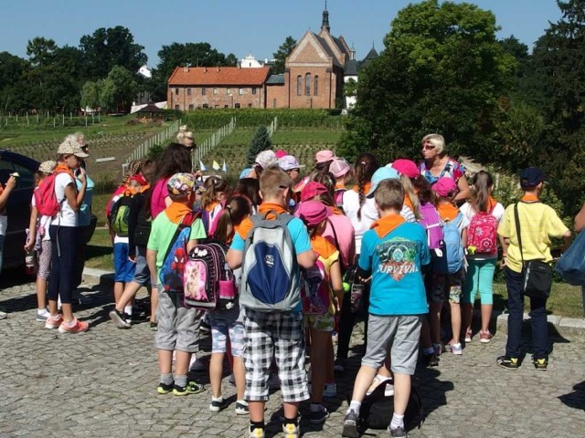 Wycieczka dzieci z Klubu Spółdzielczego "Wanacja" do Sandomierza.