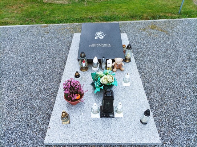 Na dzierżoniowskim cmentarzu powstał Pomnik Dzieci Utraconych