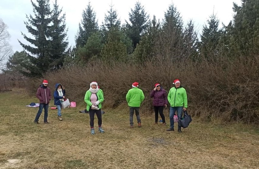 To było mikołajkowe morsowanie i charytatywna zbiórka dla dzieci z domu dziecka w Siedliszczu. Zobacz zdjęcia